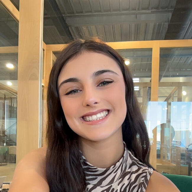 Nanny in Maureillas-las-Illas: Yanna