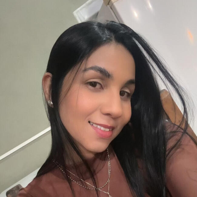 Babá em Goiânia: Erika