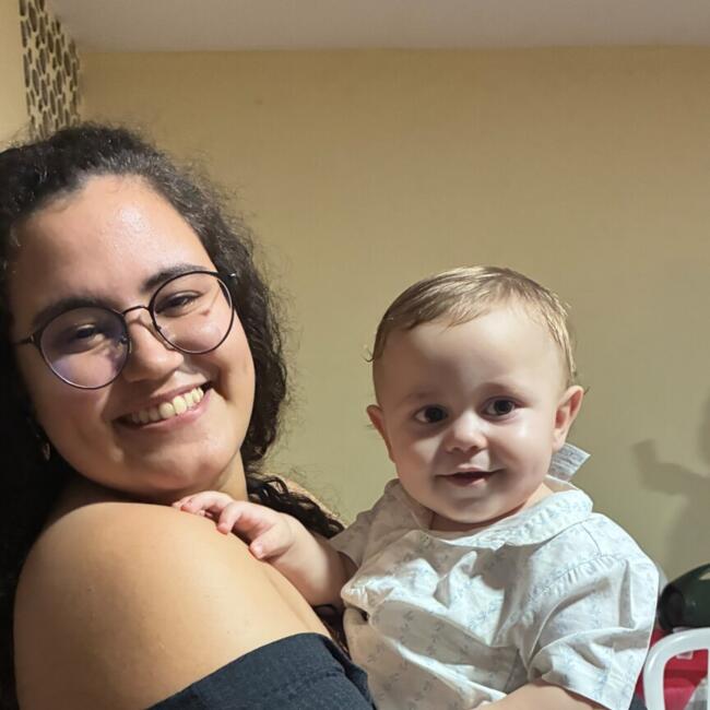 Emprego de babá em Rio de Janeiro: Clara