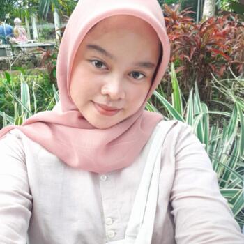 Babysitter di Kota Bekasi: Faiza Az-zahra