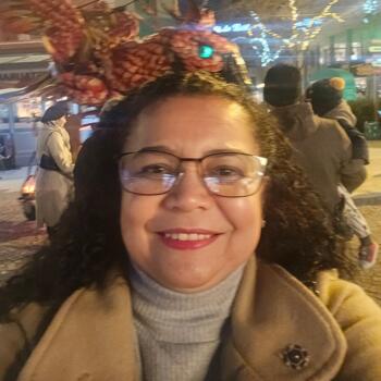 Baby-sitter in Ville-la-Grand: Ana Maria