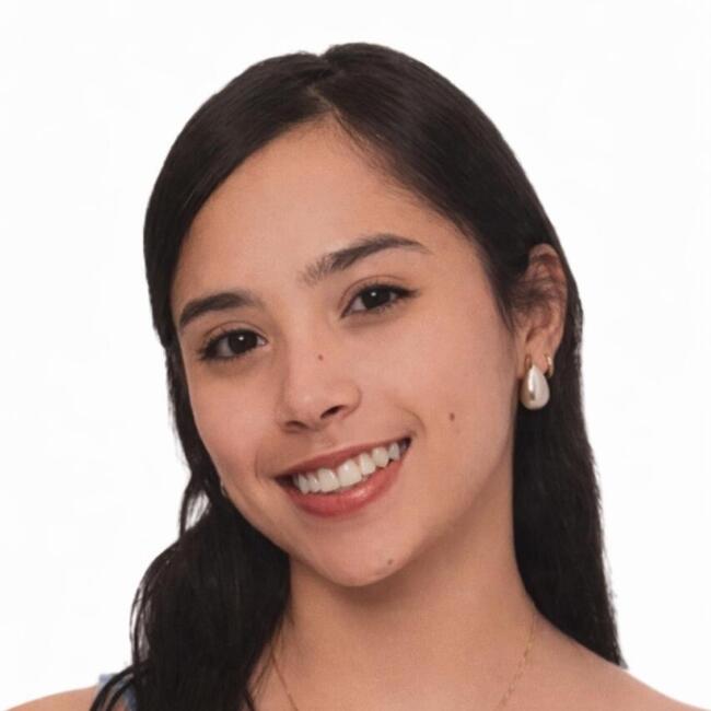 Babysitter in Alcalá de Henares: Nicole