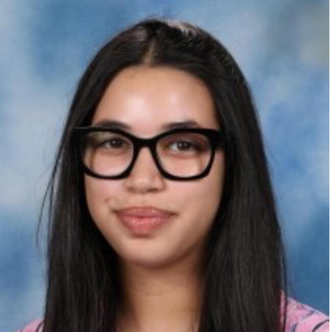 Babysitter in Tours: Manar