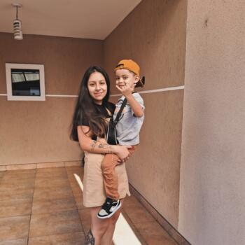 Babysitting job in Curitiba: babysitting job Luciane