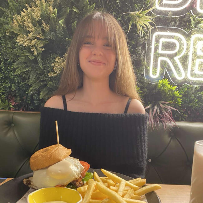 Babysitter in Sydney: Savannah