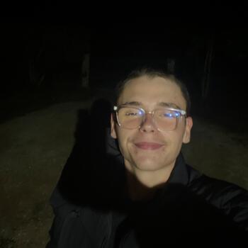 Babysitter in Castelsarrasin: Lissandro