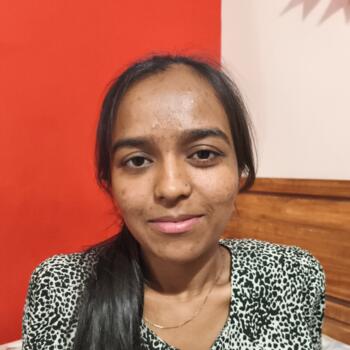 पुणे में बेबीसिटर: Sonal