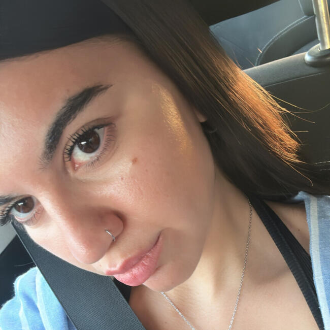 Latsia bölgesinde bebek bakıcısı: Tzanet