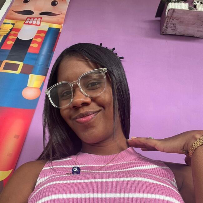 Babysitting job in Nuevo Arraiján: Angela