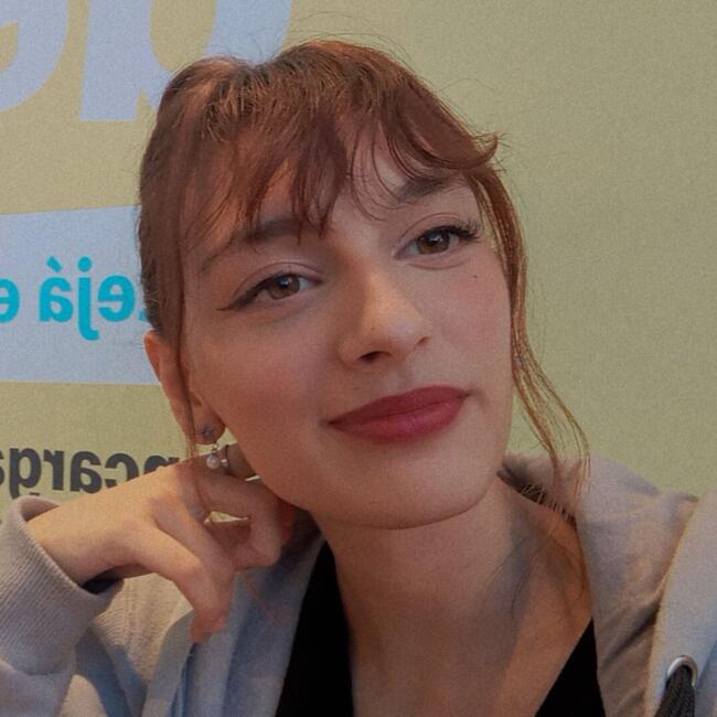 Babysitter in Buenos Aires: Victoria eiras