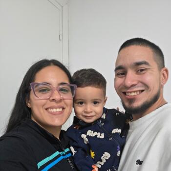 Trabajo de canguro en Papiol: trabajo de canguro Valentina