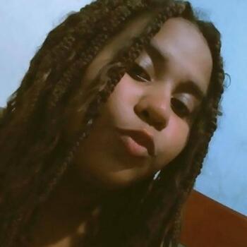 Babá em São Gonçalo (São Gonçalo): Mari