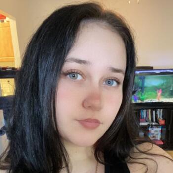 Baby-sitter in Oshawa: Caitlyn