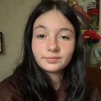 Babysitter in Châteaudun: Eva