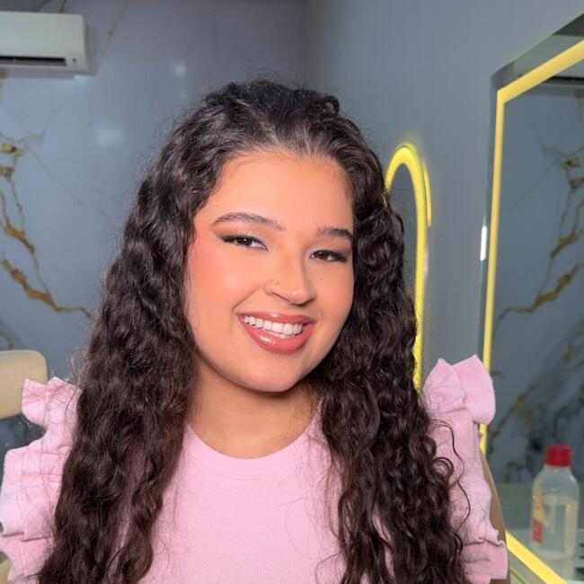 Babysitter in Etterbeek: Kauany Lopes