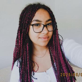 Babysitter in Alenquer: Jeniffer