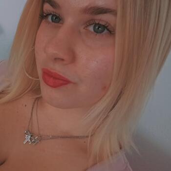 Babysitter in Gomilsko: Julija