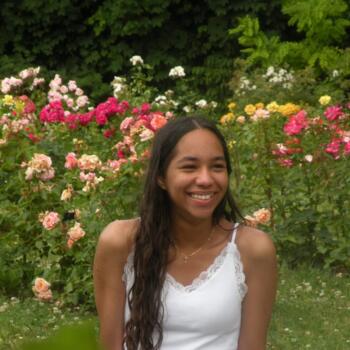 Babysitter in L'Haÿ-les-Roses: Lea