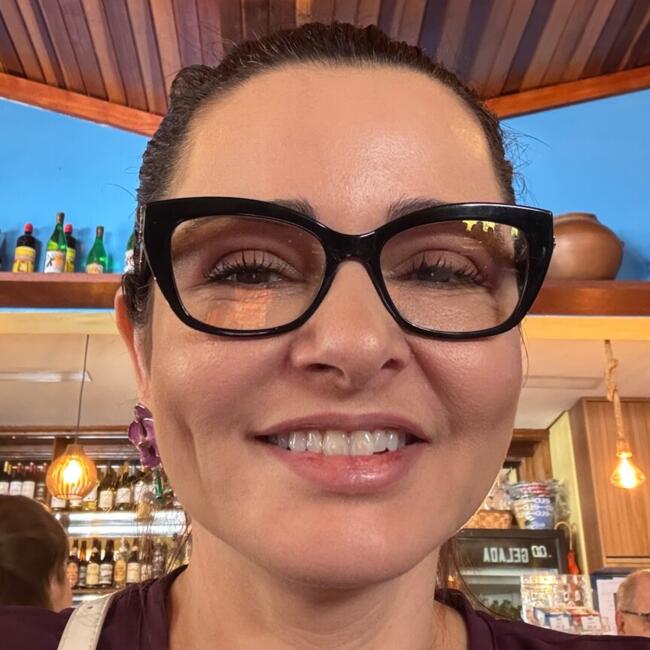 Babysitting job in São Paulo: Renata