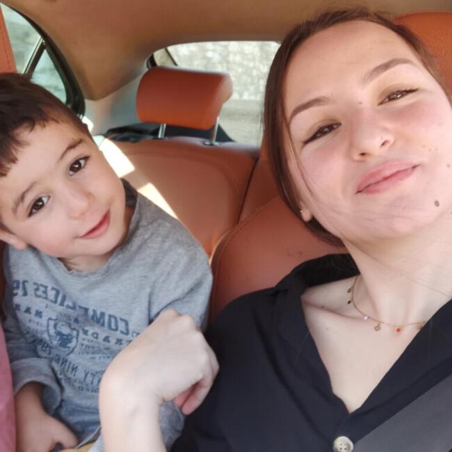 Nanny in Grisy-Suisnes: Laetitia