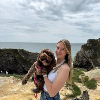 Babysitter in Beaconsfield: Trinity
