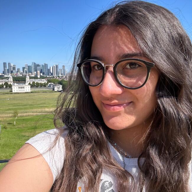 Babysitter in Rome: Serena