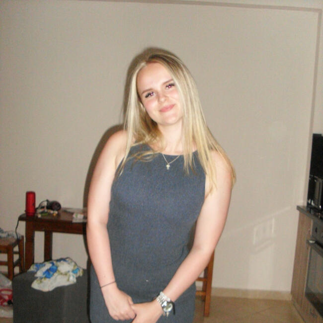 Babysitter in Carshalton: Maddy