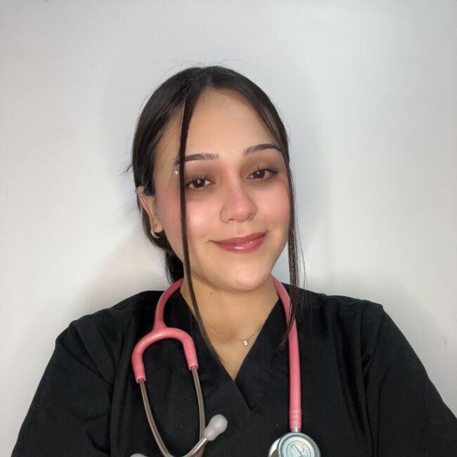 Niñera en Maitencillo: Juliana