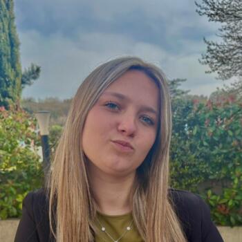 Babysitter in Chanas: Roux