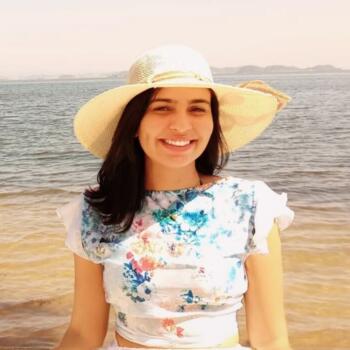 Babysitter in São Paulo: Camila