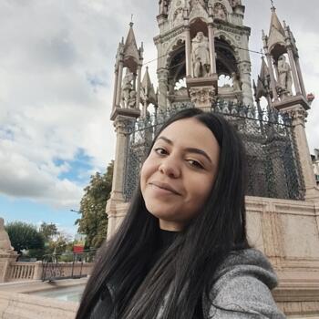 Babysitter in Saint-Louis: Alice