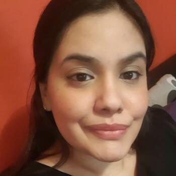 Babysitter in Manchester: Nadia