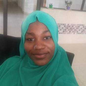 Babysitter Lusaka: Ornella Sadiki