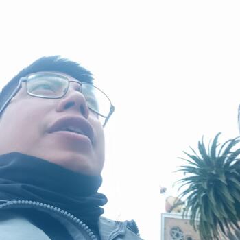 Babysitting job in Cuenca: babysitting job Luis