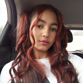 Babysitter in Anápolis: Maria