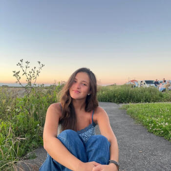 Babysitter in Madrid: Adriana