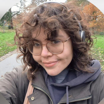 Babysitter in Pinner: Zoe