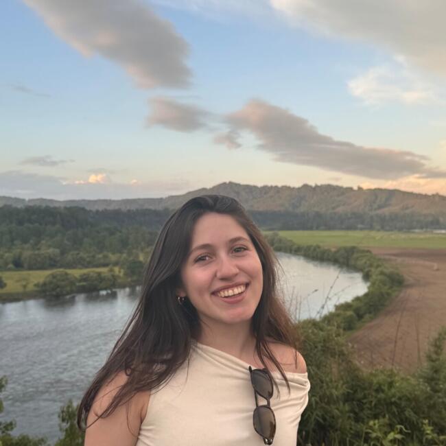 Babysitter in Paine: Javiera