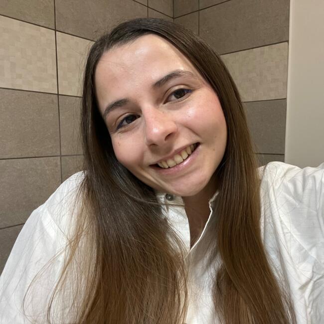 Babysitter in Champigny-sur-Marne: Julie