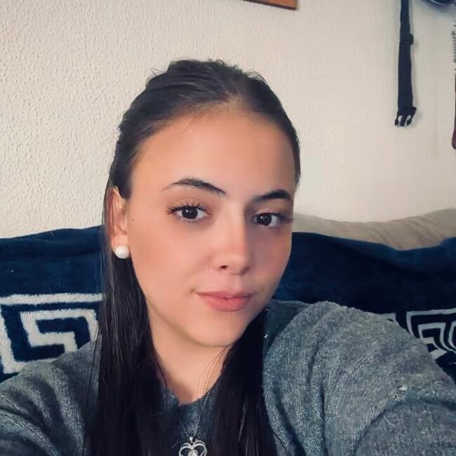 Babysitter in Torrejón de Ardoz: Carla