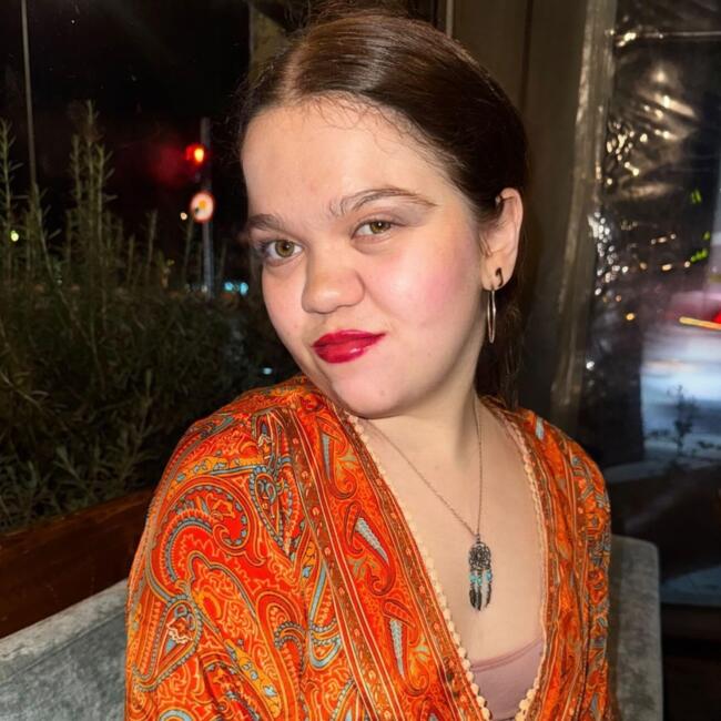 Babysitter in Agía Paraskeví (Αττική): Ιωαννα