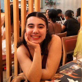 Babysitter in Olival Basto: Ana Dias