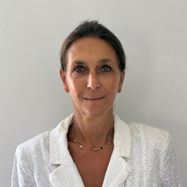 Babysitter in Caumont-sur-Durance: Frédérique