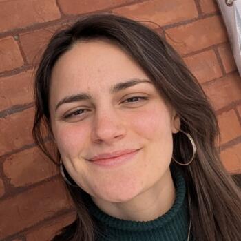 Babysitter in Montreal: Erika