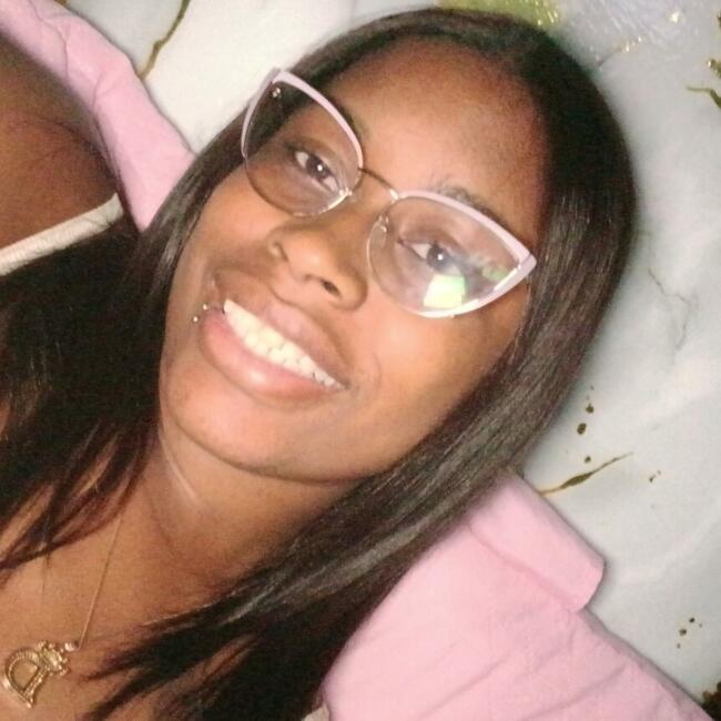 Babysitter in Hortolândia: Ana