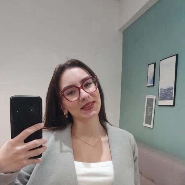 Babysitter στην περιοχή Καλαμάτα: Κωνσταντίνα
