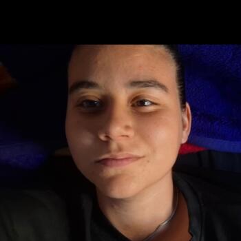 Niñera en Arona: Yralla