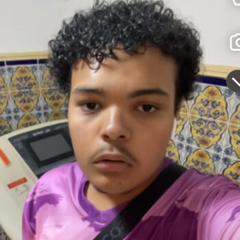 Babysitter in Rueil-Malmaison: Louai