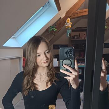 Babysitter in Wassigny: Célia