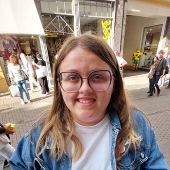 Babysitter Frankfurt am Main: Margiana